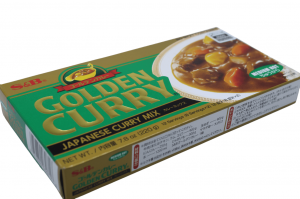 Golden Curry Medium Hot S&B 220g