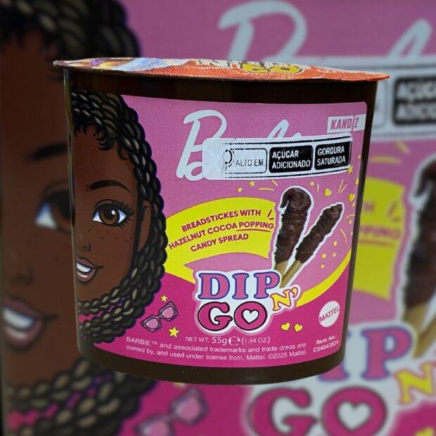 Biscoito Dipn Go Barbie Sabor Creme de Cacau e Avel 55g