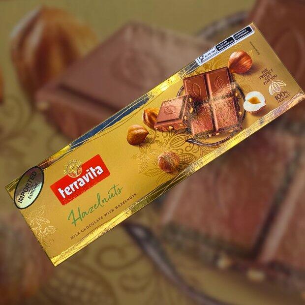 Chocolate TerraVita Hazelnuts 225g